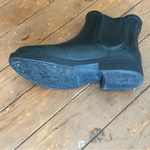  ONE Single Right Foot UGG Boot UGG Aviana Black 1017470W Rain Boot Photo 2