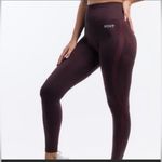 ECHT  Arise Series Leggings Size Medium Photo 1