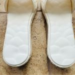 Valentino Garavani NWT  White Atelier Rubber Petal Slides Sandals Size 37 6-7 Photo 9