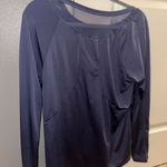 layer 8 athletic long sleeve Photo 1