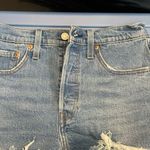 Levi's Levi Strauss Denim Distressed Women Shorts Size 27 Photo 1