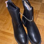 Target women leather Boots Photo 2