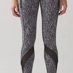 Lululemon Womens Inspire Tight II Full Length Leggings size 2 Photo 0