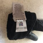 UGG 🩵🩵 QUILTED LINED GLOVES SIDE ZIP CLOSURE W/BLACK LEATHER PALMS WOMENS S/M Photo 9