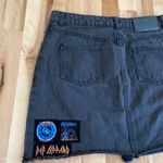 Junkfood DEF LEOPARD PATCHED BLACK DENIM SKIRT SIZE 7 Photo 2