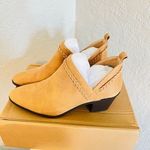 Journee Collection Sophie Braided Strap Bootie, Block Heel, Tan, Size 11, NWT Photo 10