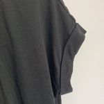 Sweaty Betty  |Ab Crunch Workout Tee in Black size Small Photo 6