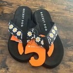 Rocket Dog NWT  Black Sandals Spotlight 2 Daisy Field Cotton Floral Summer Beach Photo 0