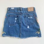 One Way  Embroidered denim skirt Photo 7
