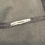 Under Armour  Women's Charcoal Long Sleeve Cold Gear Fitted Top size Small Photo 7