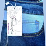 Vanberfia nwt stretchy patchwork style flared hem jeans! Blue Size undefined Photo 9