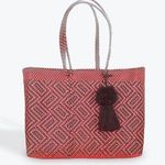 Waterproof Beach red and black Photo 0