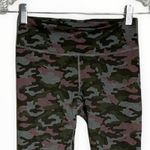 Fabletics Legging Women XS Green Pink Camo Salar Printed Powerhold Rosebloom Gym Photo 2