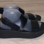Big Buddha  black strappy platform sandals Photo 3