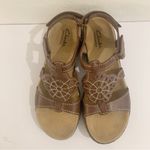 Clarks EUC Bendables Leisa Taffy Brown Leather Slingback Sandals Size 7M Photo 2