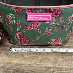 Betsey Johnson  | Pink & Green Rose Lunch Bag Photo 5