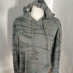 Z Supply  Loft Camo Pullover Top Pullover hoodie, Pullover, Casual style Photo 4