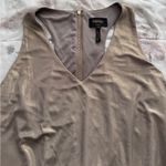 Laundry by Shelli Segal  Metallic gold tiered V-neck lined dress, size 0 party Photo 11