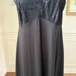 Flora Nikrooz NWOT  Floral Lace Trim Chemise XL Photo 3