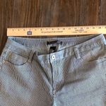 Baccini  navy striped capris size 12‎ Photo 4