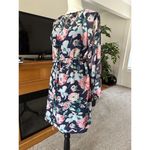 Women’s Floral Dress Tie Waist Flowy Slinky Size 4 Photo 4