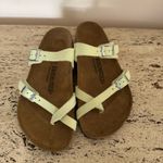 Birkenstock NWOB  MAYARI SANDALS Nubuck Leather - Faded Lime. EU 39. MSRP $139 Photo 15