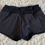 Lululemon  Low-Rise Lined Shorts 2.5" Hotty Hot Photo 3