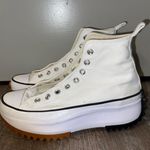 Converse Platform Photo 0