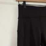 Lululemon In Movement 7/8 Tight *Everlux 25" High Rise Black Size 8 Photo 2