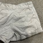 New York & Company Women’s Size 0 Hampton 4 Inch Shorts Tan Photo 7