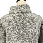 Simply Southern | Women's Gray Sherpa Teddy Bear 3/4 Zip Pullover Jacket Sz M Photo 3