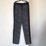 Vince Camuto ✨Pattern Print Tie Waist Track Pants
✨ Photo 1