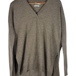 Vince ‎ 100% Cashmere Women's XS Tan Beige V-Neck Sweater Long Sleeved Shirt Photo 0