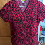 WonderWink  Women's Top in Red and Black Pattern Photo 0