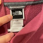 The North Face  Women’s Fleece Sweatshirt Long Sleeves Pink Gray Size L Photo 3