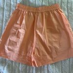 Olivaceous orange shorts Photo 1