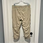 Lululemon Dance Studio Mid-Rise Cropped Pant
Mojave Tan Khaki Size 14 Lined Photo 2