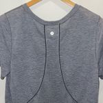 Lululemon Womens Long Distance Short Sleeve Top Heathered Asphalt Grey Small Gray Photo 3