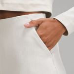 Lululemon  Ribbed Softstreme Shorts Size 8 NWT - Bone Photo 2