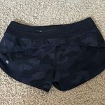 Lululemon Speed Up Shorts 2.5 Black Camo Photo 2