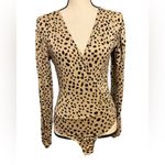 B75 Womens Lulus Wildly Trendy Tan Cheetah Print Long Sleeve Bodysuit Size Small Photo 3