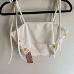 Daisy NWT Crop  Top Photo 1