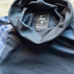 Nike Women’s Pro Hypercool Long Sleeves Photo 2