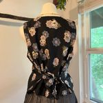 Karen Scott  Vintage Black Floral Print Pearl Button Front Vest Top Size Small Photo 5
