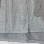 Old Navy  Active Top Women’s XS Photo 1