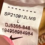 Nike Womens large  Dri Fit Tight Fight Workout Shorts-Womens Recreation Club 7" Photo 7