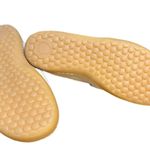 Mukishoes Elegant Cream Loafers for Women Size 8 Photo 5