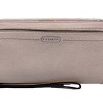 Coach  Off White Zip Around Wallet Photo 0