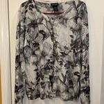 LORD & TAYLOR SHADES OF GRAY AND WHITE FLORAL SWEATER BUTTON DOWN LONG SLEEVE XL Photo 0