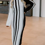 Black and white striped dress Photo 0